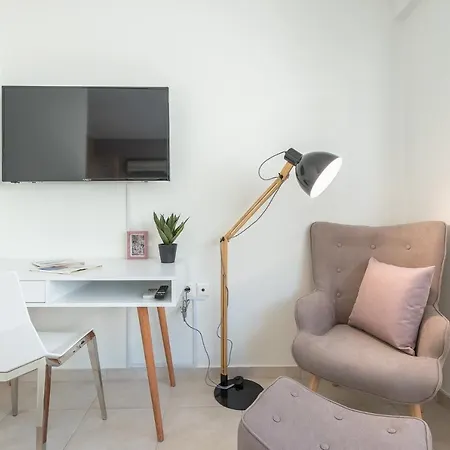 Apartment Luxury Loft With A Balcony By Cloudkeys Athens